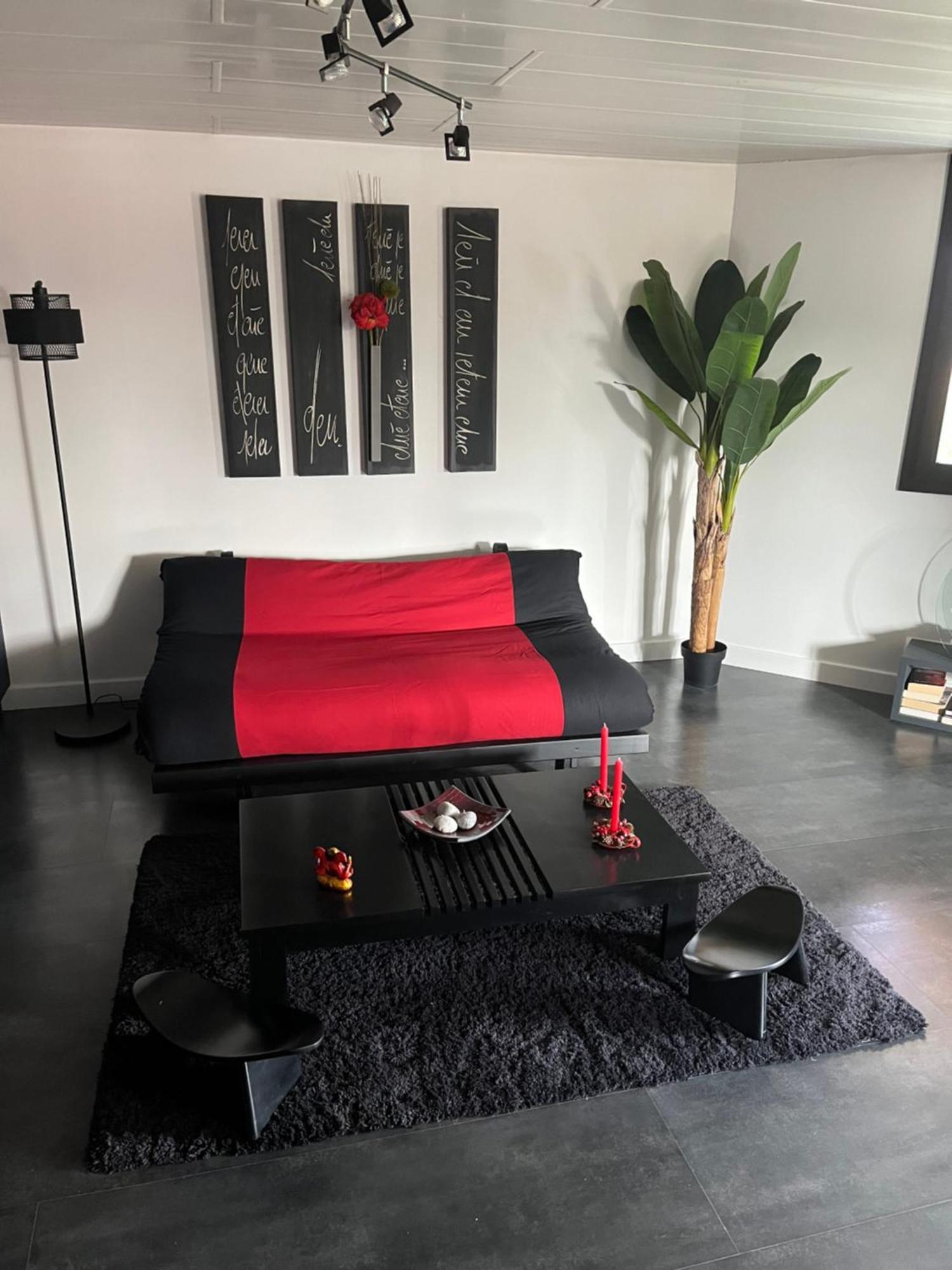 Comme Dans Un Ecrin - T2 De 50 M² Avec Jardin, Terrasse Et Piscine Apartamento Vernaison Exterior foto