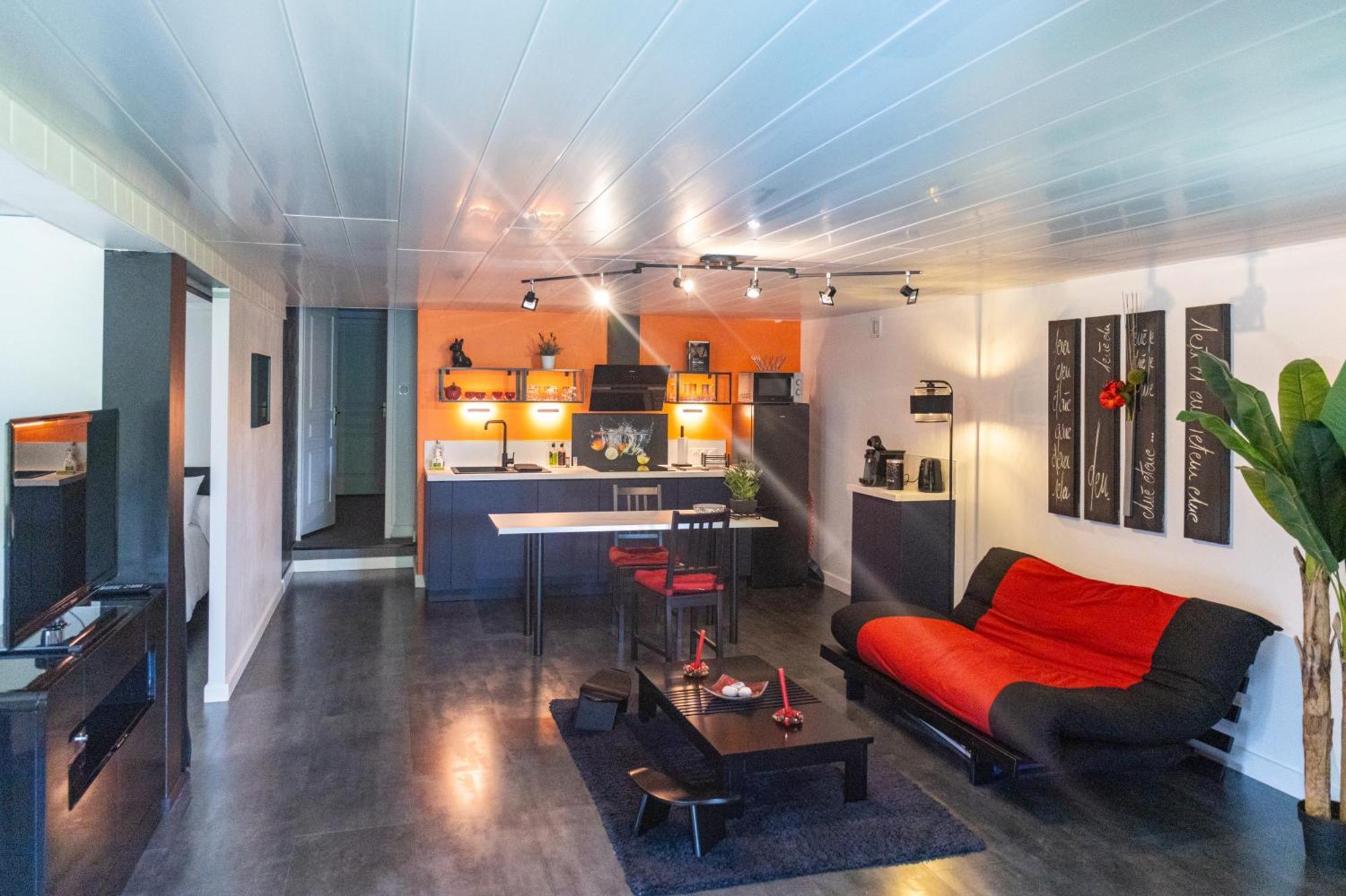 Comme Dans Un Ecrin - T2 De 50 M² Avec Jardin, Terrasse Et Piscine Apartamento Vernaison Exterior foto